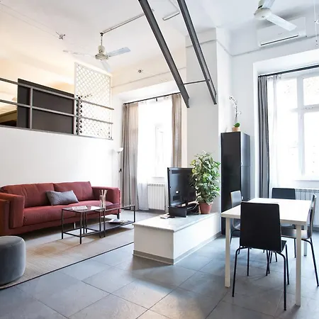 Rsh Trevi Fountain Apartment *