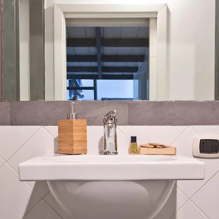 Rsh Trevi Fountain Apartment Rome