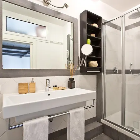 Rsh Trevi Fountain Apartment *
